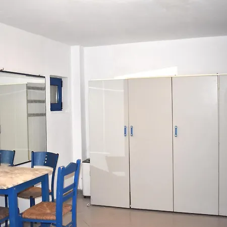 Island In Mykoniatika Apartment Nea Kallikrateia